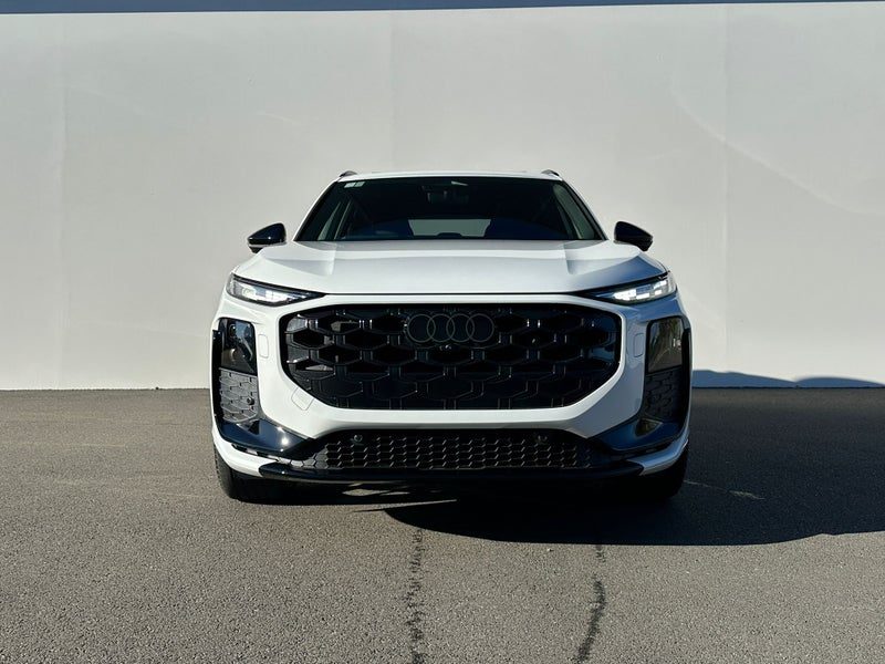 2026 Audi Q3 Tfsi 195Kw 2.0Pt/Awd, photo 2
