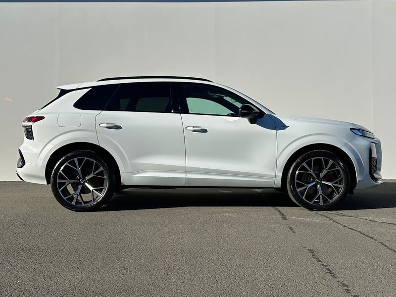 2026 Audi Q3 Tfsi 195Kw 2.0Pt/Awd, photo 3