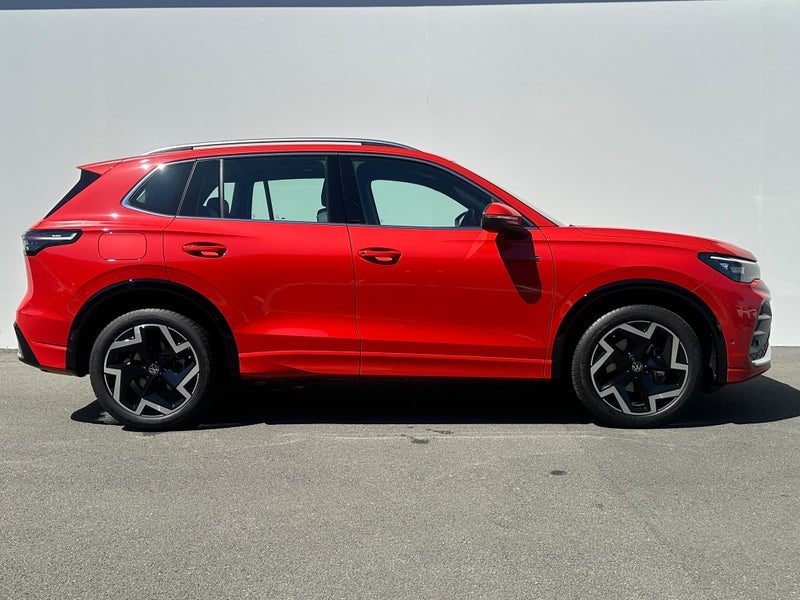 2026 Volkswagen Tiguan R-Line 1.4Pt/7At, photo 2