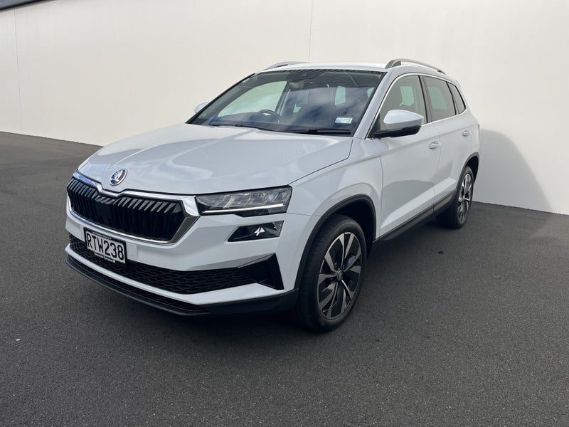 2025 Skoda Karoq Selection Nz New 1 Owner, photo 3