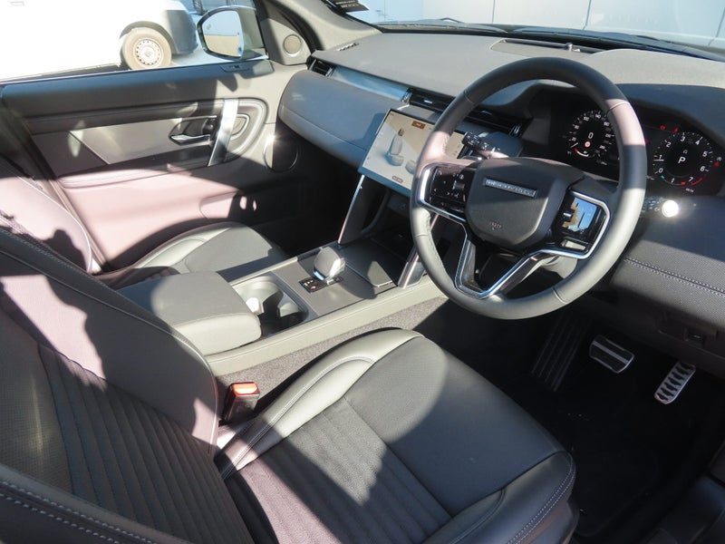 2025 Land Rover Discovery Sport P250 Dynamic SE, photo 3