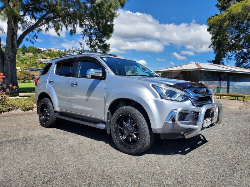 2019 Isuzu MU-X 3.0 Diesel 4WD Auto 7 Seater, main photo