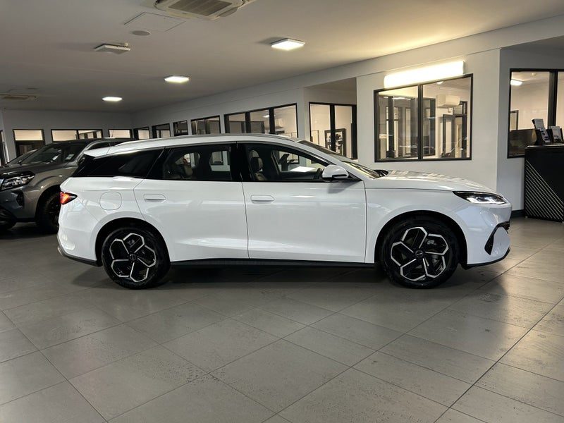 2026 BYD Seal 6 Touring Premium Phev, photo 3