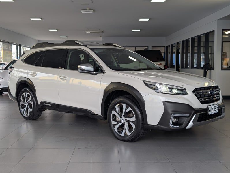 2021 Subaru Outback Touring 2.5P/4Wd, main photo