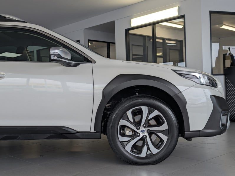 2021 Subaru Outback Touring 2.5P/4Wd, photo 2