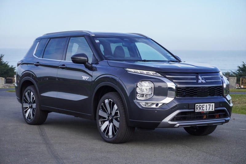 2026 Mitsubishi Outlander PHEV VRX 4WD
