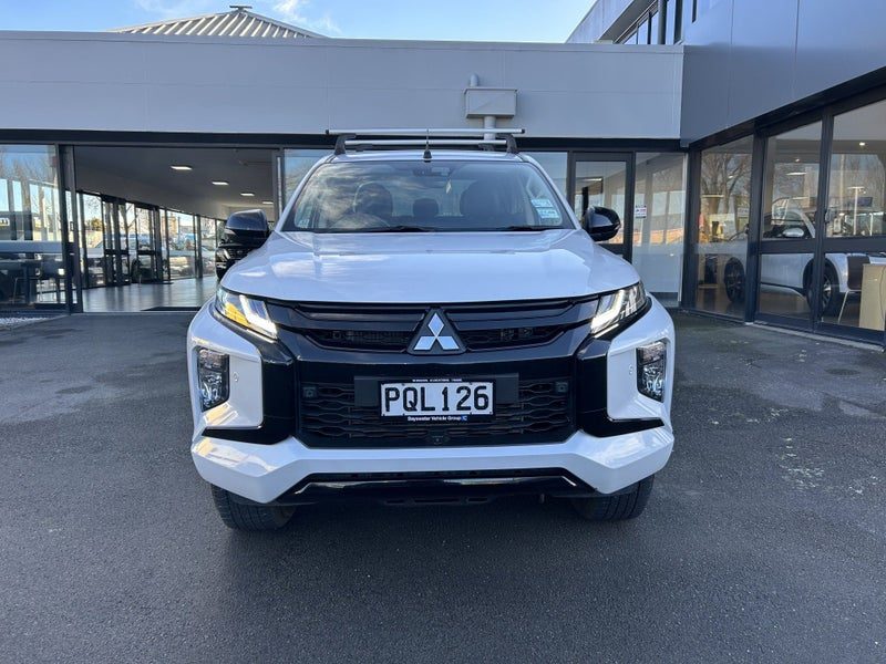 2022 Mitsubishi Triton VRX Black Edition, photo 3