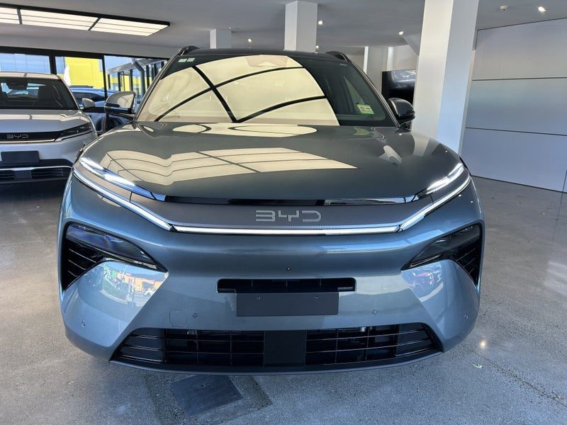 2026 BYD Sealion 8 DM-P Premium AWD, photo 2