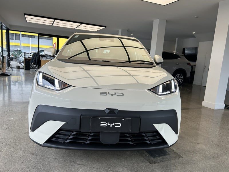 2026 BYD ATTO 1 Premium EV 43Kwh, photo 2