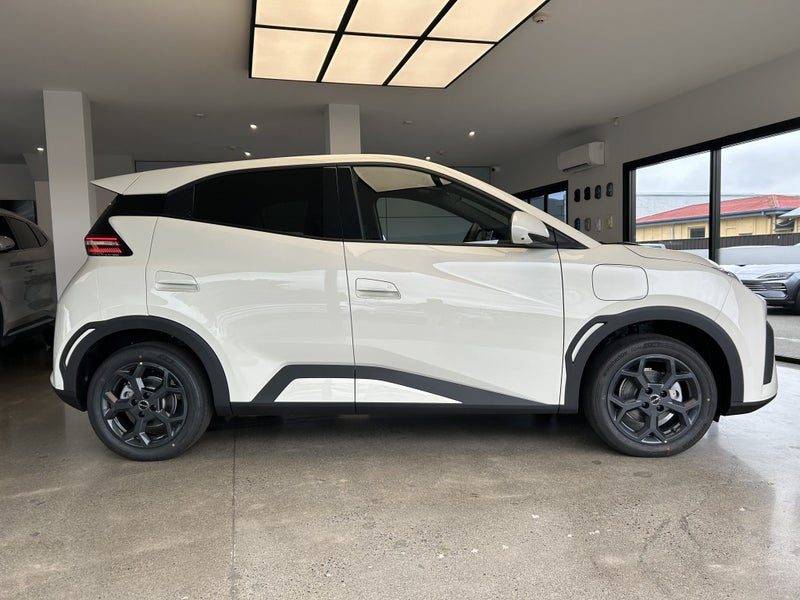2026 BYD ATTO 1 Premium EV 43Kwh, photo 3