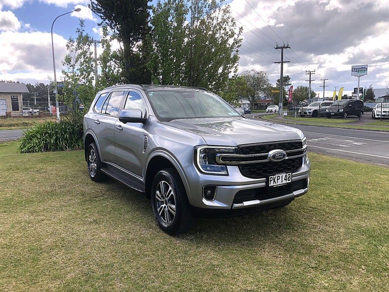 2022 Ford Everest Trend, main photo
