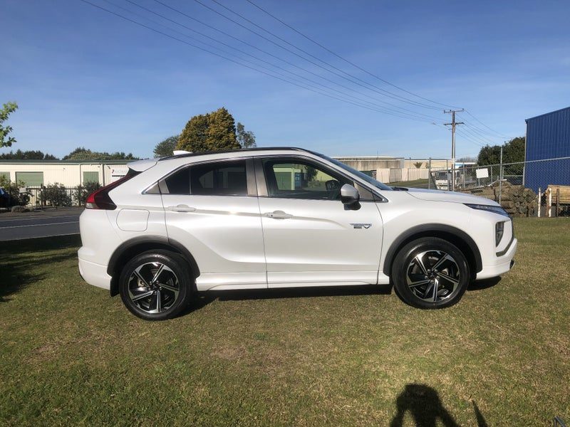 2022 Mitsubishi Eclipse Cross Vrx, photo 3