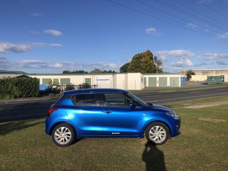 2021 Suzuki Swift Gl, photo 3