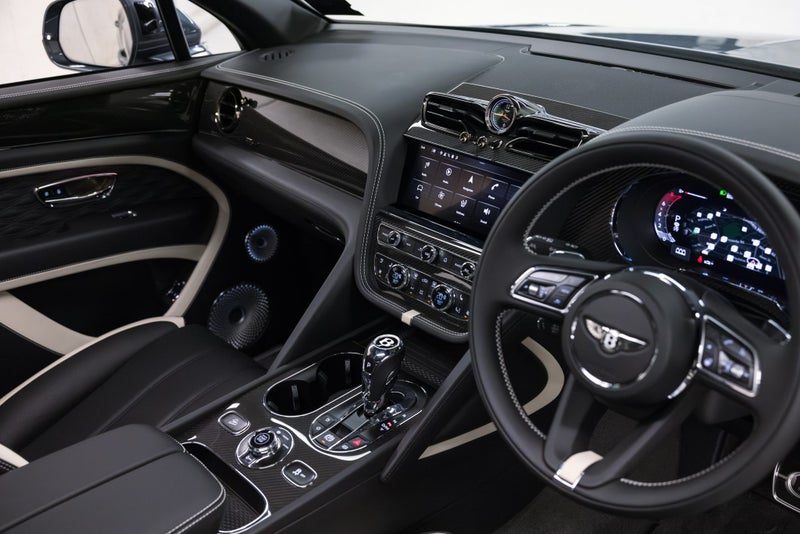 2026 Bentley Bentayga Speed V8, photo 2