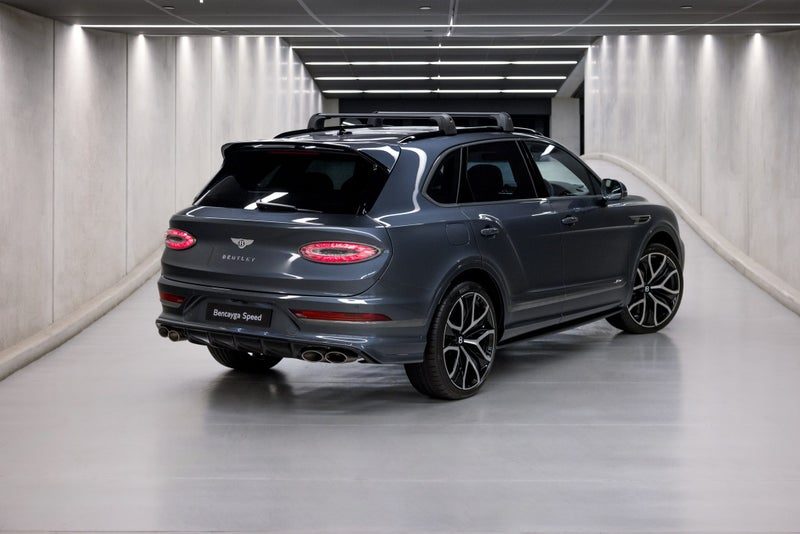 2026 Bentley Bentayga Speed V8, photo 3
