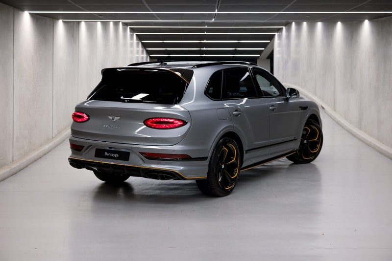 2024 Bentley Bentayga 'Umbra' by Mulliner, photo 3