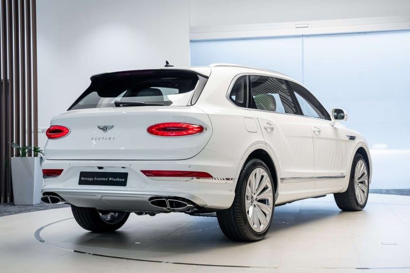 2026 Bentley Bentayga Azure, Extended Wheelbase, photo 3