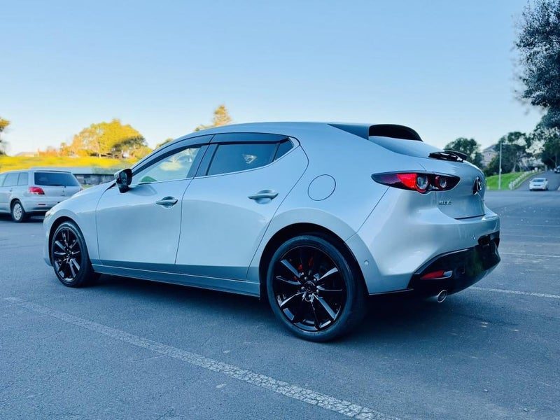 2021 Mazda 3 15S FASTBACK !! SKYACTIVE-G MODEL !!, photo 2