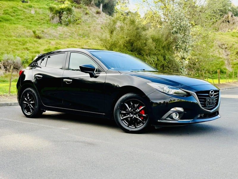 2016 Mazda Axela 15S SPORTS !! BLACK OUT BEAST !!