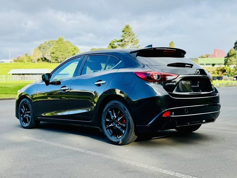 2016 Mazda Axela 15S SPORTS !! BLACK OUT BEAST !!, photo 2