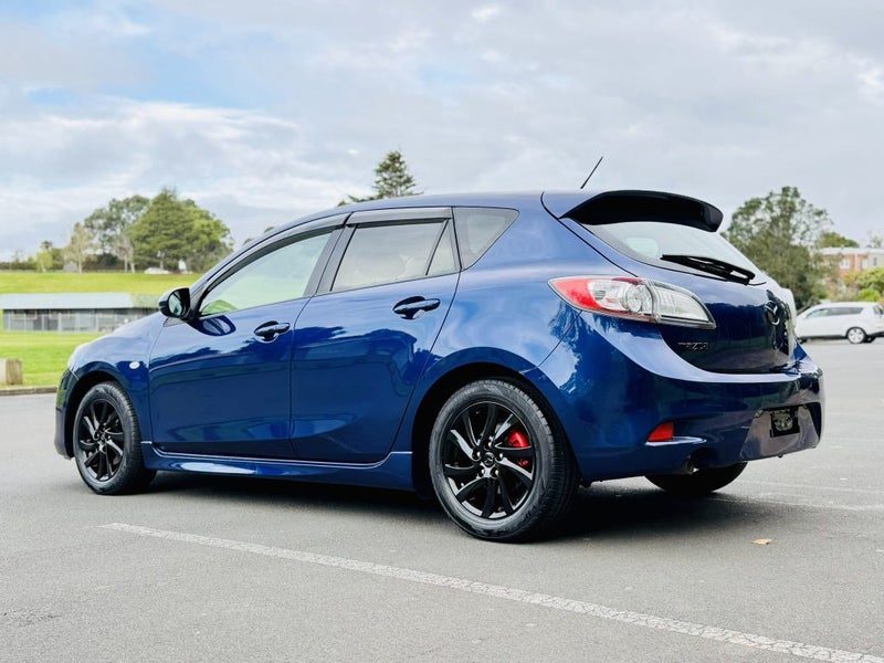 2012 Mazda Axela 15S SPORTS !! SUPER LOW KM`S !!, photo 2
