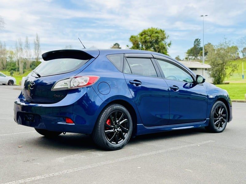 2012 Mazda Axela 15S SPORTS !! SUPER LOW KM`S !!, photo 3