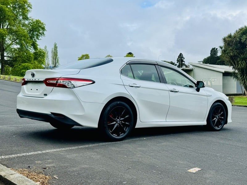 2018 Toyota Camry G, photo 2