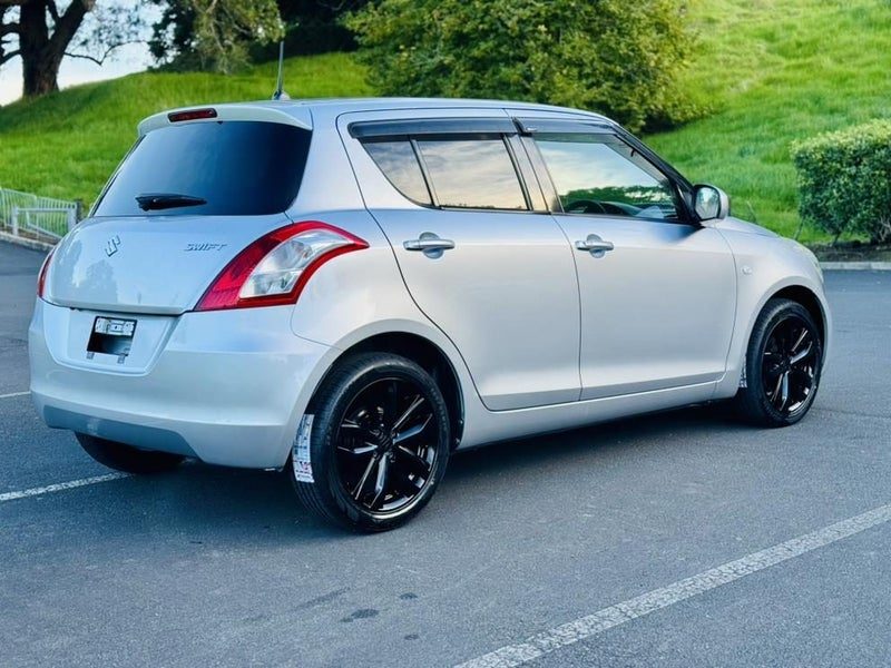 2013 Suzuki Swift 1.2L MODEL !! SUPER LOW KM`S !!, photo 2