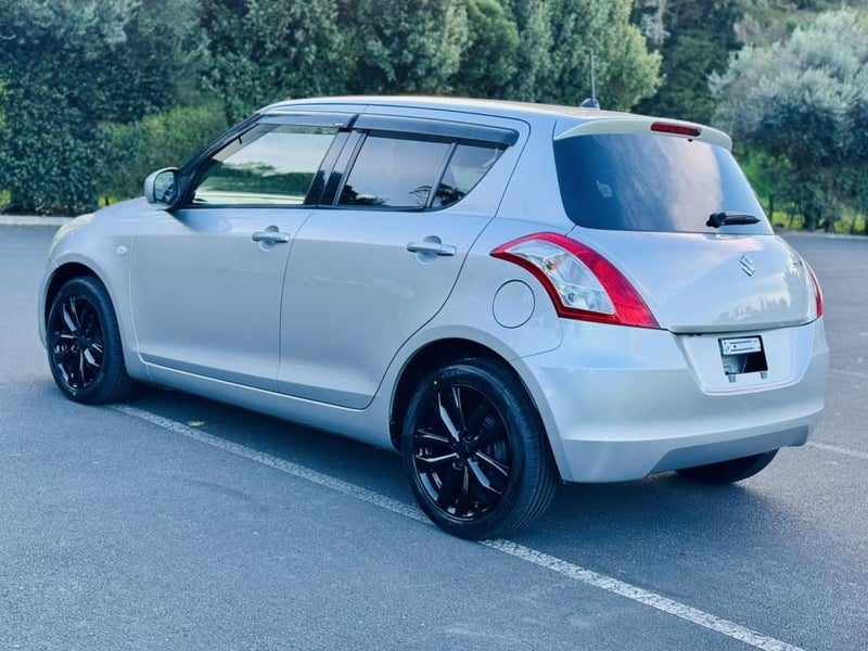 2013 Suzuki Swift 1.2L MODEL !! SUPER LOW KM`S !!, photo 3