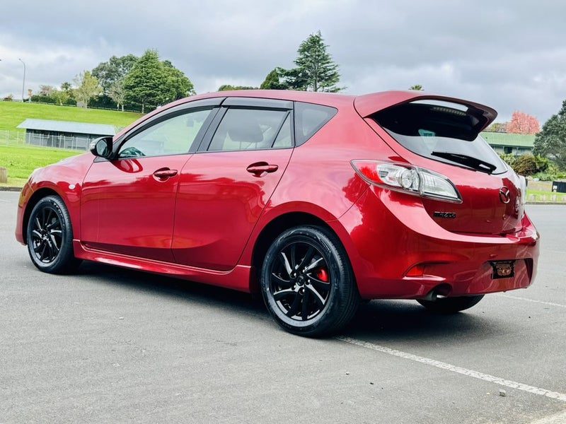 2013 Mazda Axela 15S SPORTS !! SUPER LOW KM`S !!, photo 3
