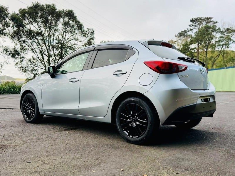 2017 Mazda Demio 13 S, photo 3