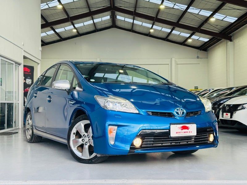 2013 Toyota Prius ST