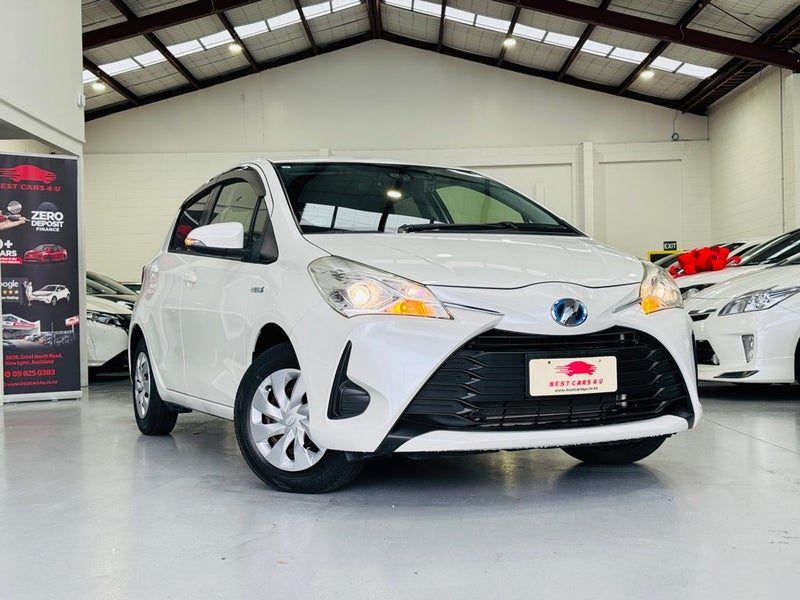 2017 Toyota Vitz F
