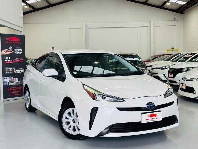 2019 Toyota Prius S, photo 2