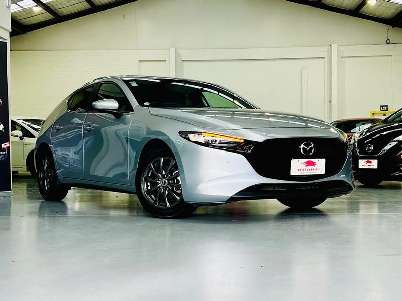 2023 Mazda 3 20S