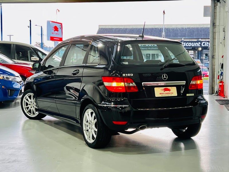 2011 Mercedes-Benz Cla, photo 2