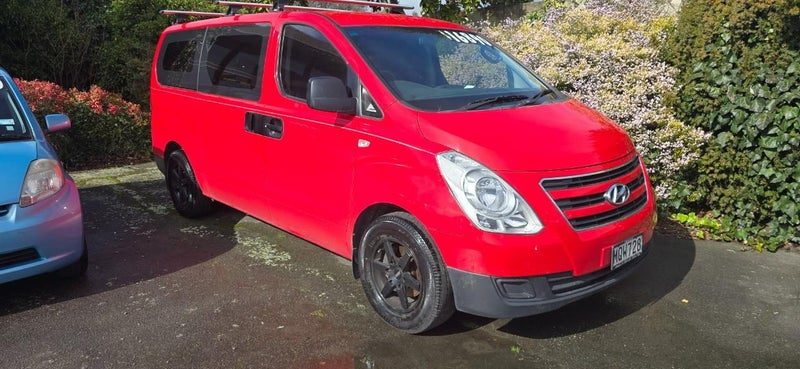 2016 Hyundai iLoad 2.5 CRDI AUTO, photo 2