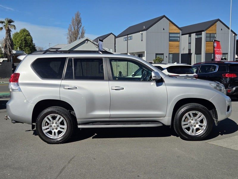 2010 Toyota Land Cruiser Prado VX Limited, photo 2