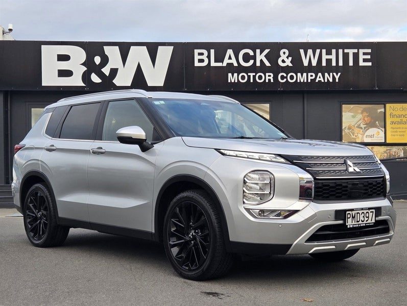 2022 Mitsubishi Outlander XLS 2.5P 4WD 7 SEAT