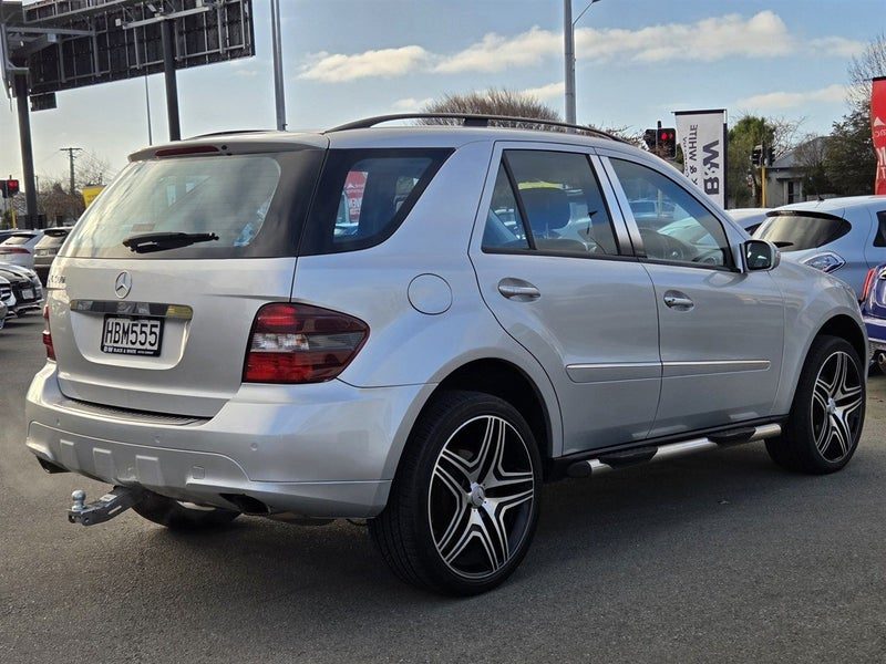 2006 Mercedes-Benz ML 500 5.0L V8 4WD, photo 3