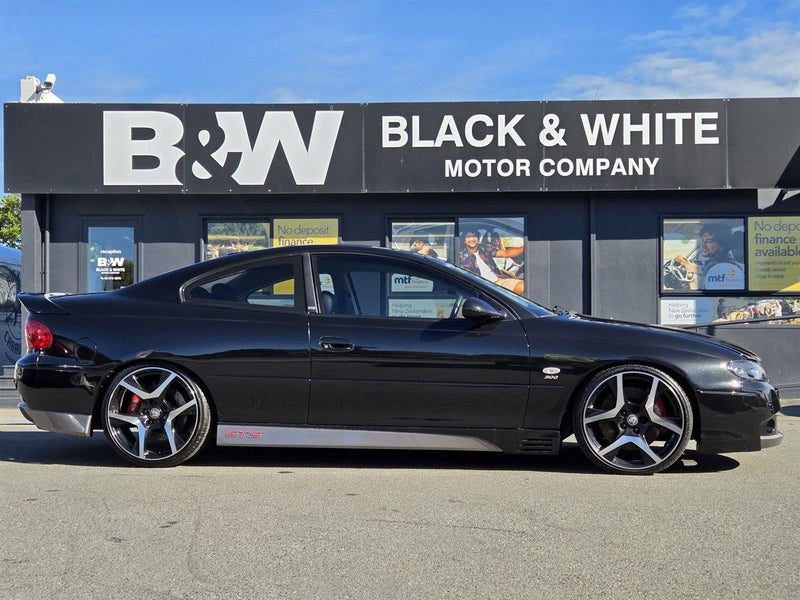 2002 Holden Monaro HSV GTS MANUAL COUPE, photo 2