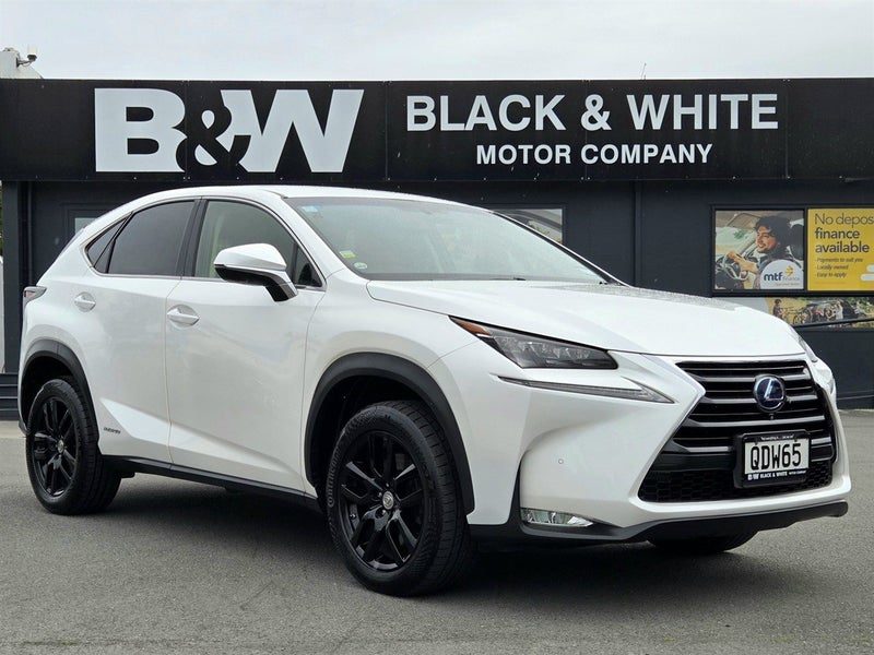 2015 Lexus NX 300h 2.5 HYBRID, main photo