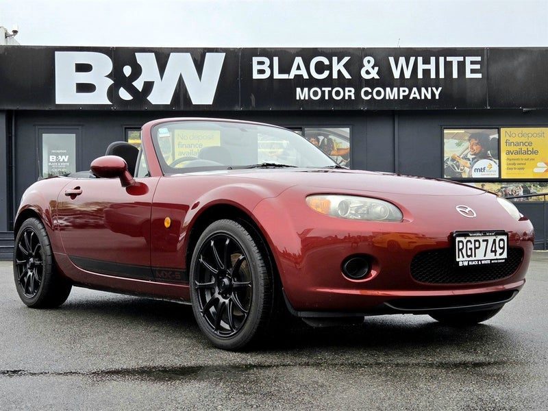2005 Mazda MX-5 Roadster S/Top