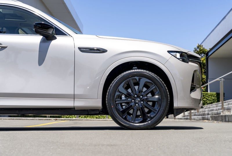 2026 Mazda CX-80 HOMURA 2.5L PHEV 8 Speed AWD, photo 3