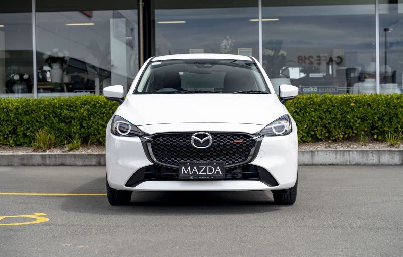 2026 Mazda 2 Limited 1.5 Auto, photo 2