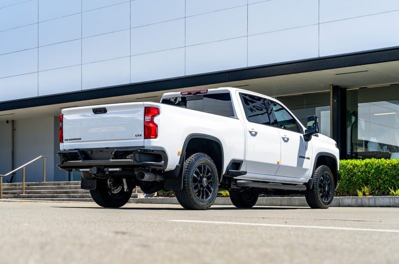 2026 Chevrolet Silverado HD LTZ Premium, photo 3