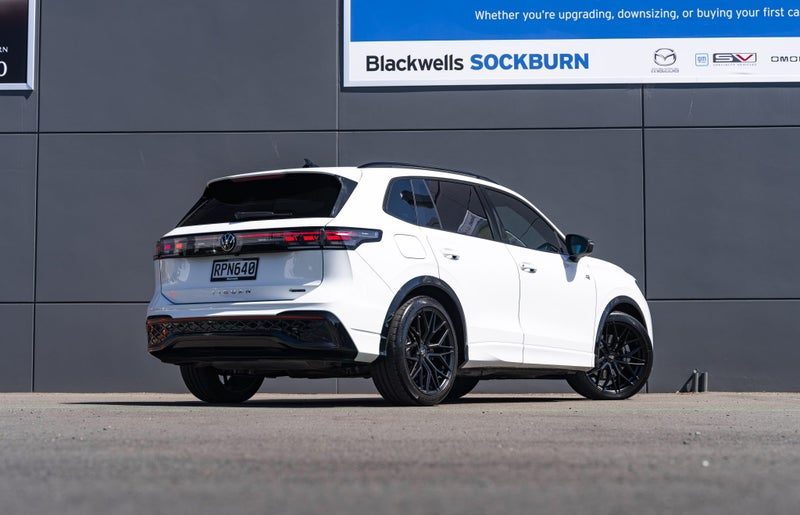 2025 Volkswagen Tiguan R-Line Awd 2.0Pt/4Wd, photo 3