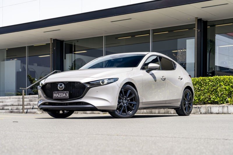 2026 Mazda 3 HOMURA 2.5L FWD Hatchback