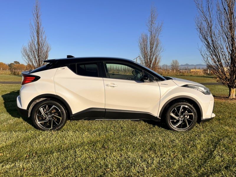 2022 Toyota C-HR Limited 1.2PT CVT AWD SUV/5D/5S, photo 3