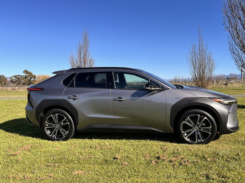 2026 Toyota bZ4X Motion BEV AWD SUV/5D/5S, photo 3